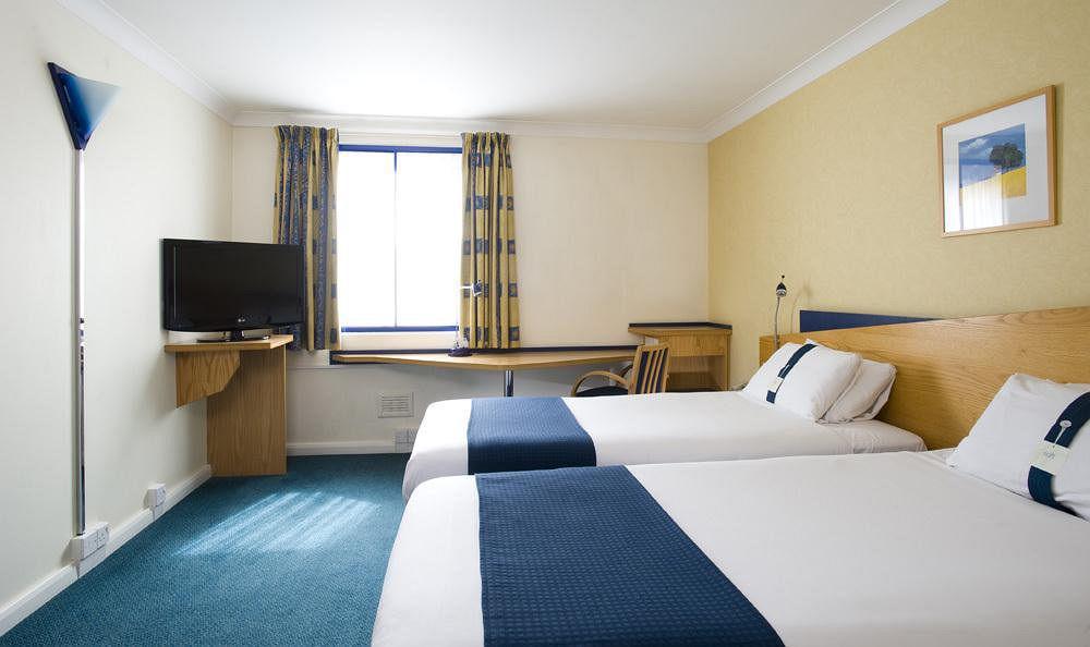 Holiday Inn Express Droitwich Spa, An Ihg Hotel Стая снимка